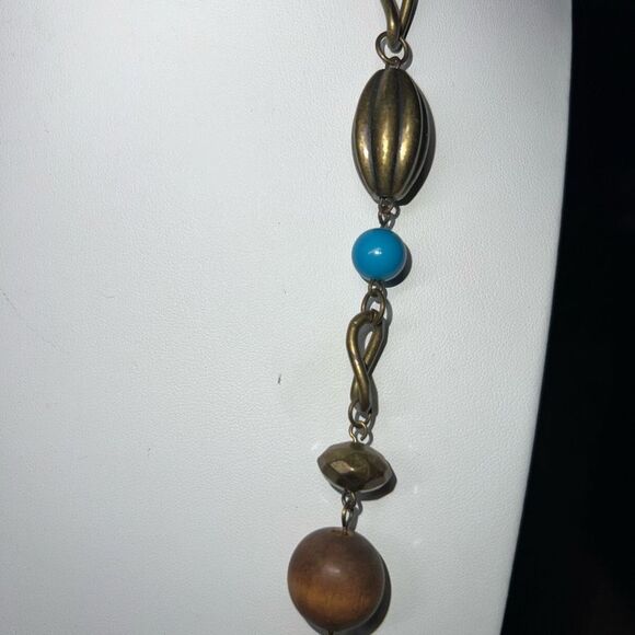 NY Beaded and Chain Necklace‎ - Picture 3 of 11